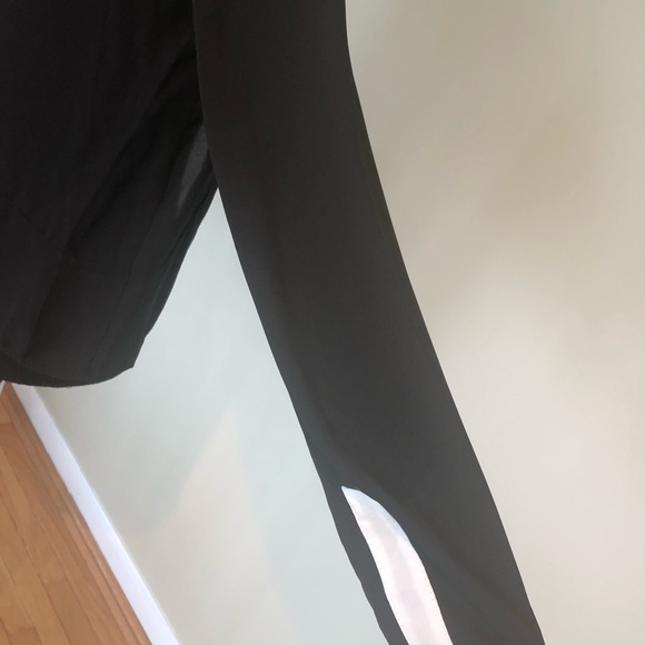 Black Blazer blouse with white trim sizes S M L - Picture 5 of 5